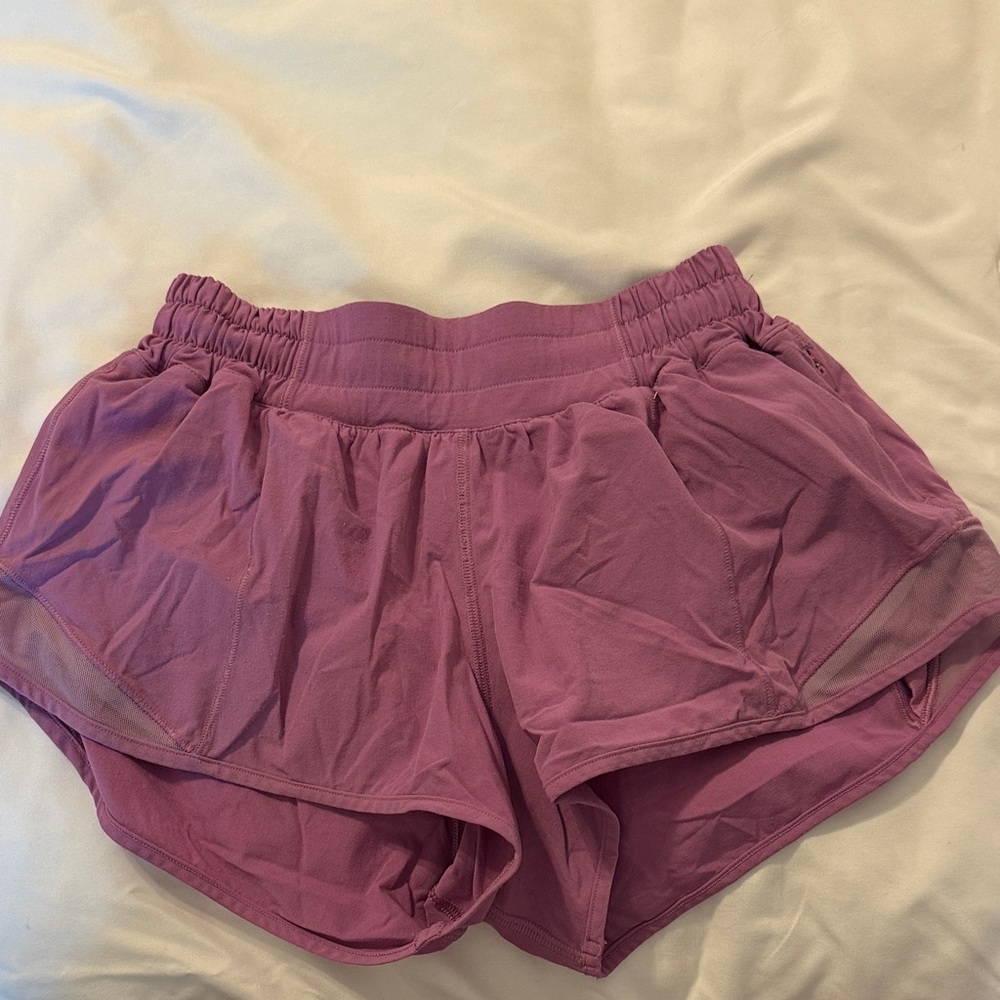 Lululemon Hotty Hot 2.5 inch